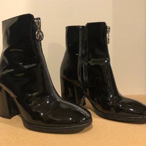 Brown's WISHBONE COLLECTION Black Patent Leather Boot | Size: 7.5